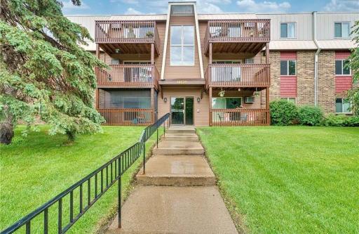 14620 Garrett Avenue, 310, Saint Paul, MN 55124
