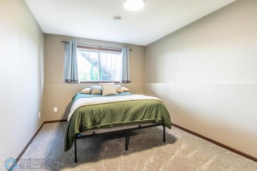 2920 7th Avenue N, Moorhead, MN 56560