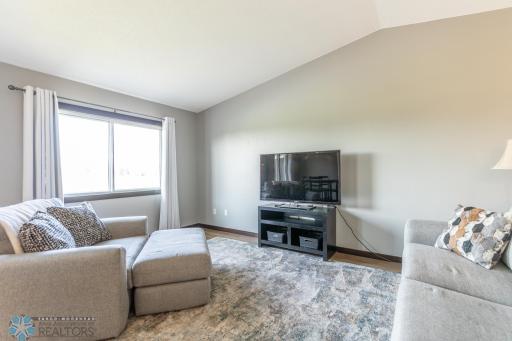 2920 7th Avenue N, Moorhead, MN 56560