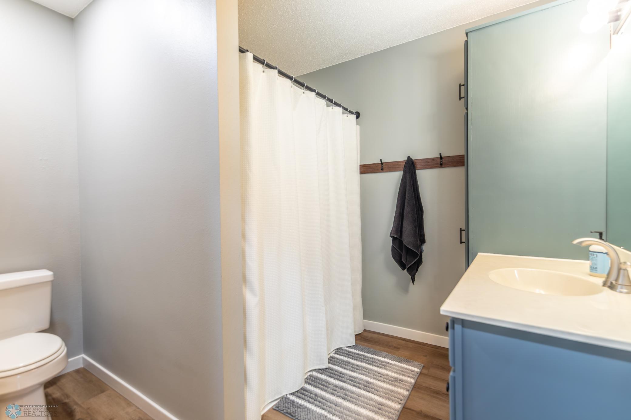 Hollywood Bathroom