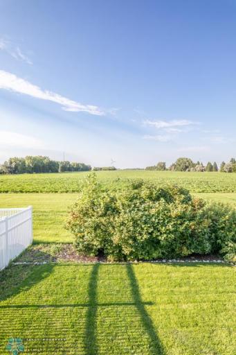 2920 7th Avenue N, Moorhead, MN 56560