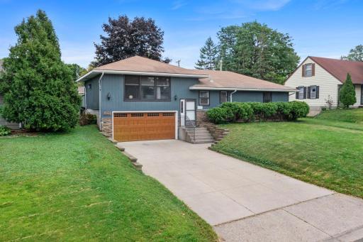 Welcome to 6533 Thomas Ave S, a mid century 3 level split with tons of personality! This prime Richfield location is close to everything and borders Edina.