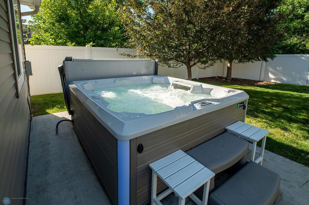 Hot tub