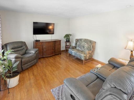 15605 28th Avenue, South Haven, MN 55382