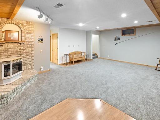15605 28th Avenue, South Haven, MN 55382