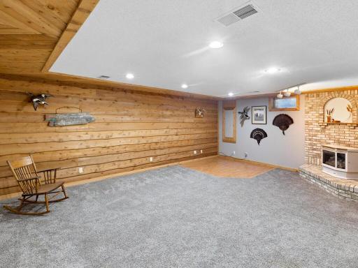 15605 28th Avenue, South Haven, MN 55382