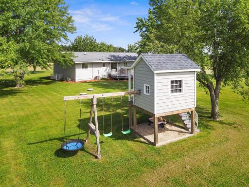 15605 28th Avenue, South Haven, MN 55382