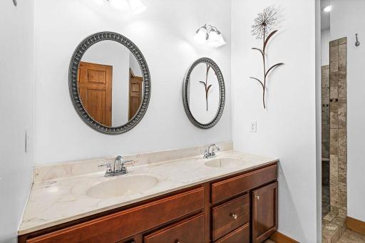 160 Pine Tree Lane, Coleraine, MN 55722