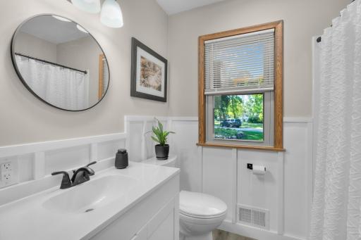 6803 Channel Road NE, Minneapolis, MN 55432
