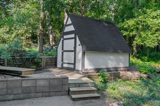 6803 Channel Road NE, Minneapolis, MN 55432