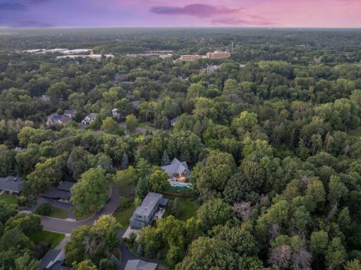 4004 Roanoke Circle, Golden Valley, MN 55422