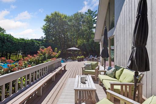 4004 Roanoke Circle, Golden Valley, MN 55422