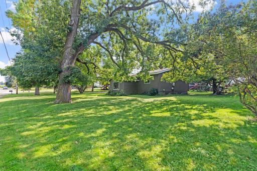 1300 Pulaski Road, Buffalo, MN 55313