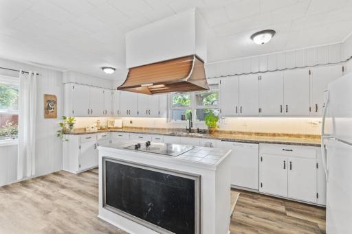 1300 Pulaski Road, Buffalo, MN 55313