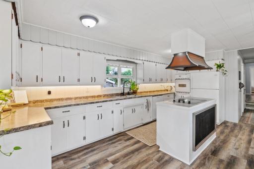 1300 Pulaski Road, Buffalo, MN 55313