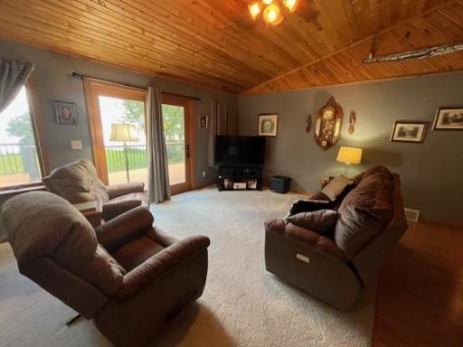 17150 705th Avenue, Dassel, MN 55325