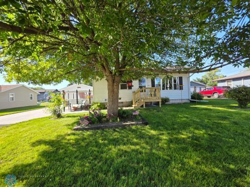 116 1st Street N, Sabin, MN 56580