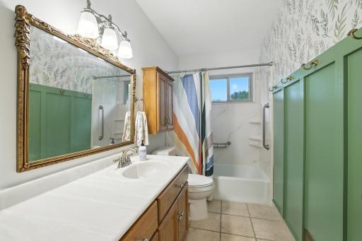 7615 Immanuel Avenue S, Cottage Grove, MN 55016
