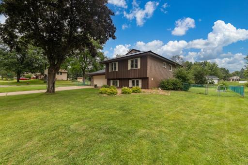 7615 Immanuel Avenue S, Cottage Grove, MN 55016