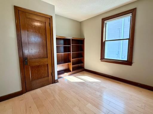 409 15th Street SW, Willmar, MN 56201