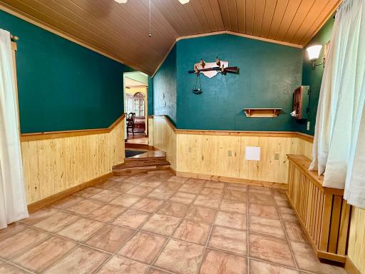 409 15th Street SW, Willmar, MN 56201