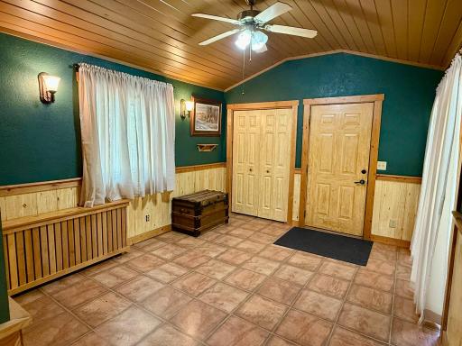 409 15th Street SW, Willmar, MN 56201