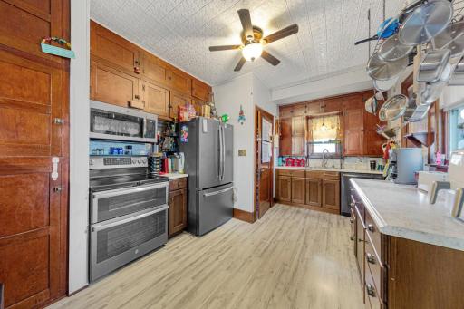 207 9th Avenue SW, Faribault, MN 55021