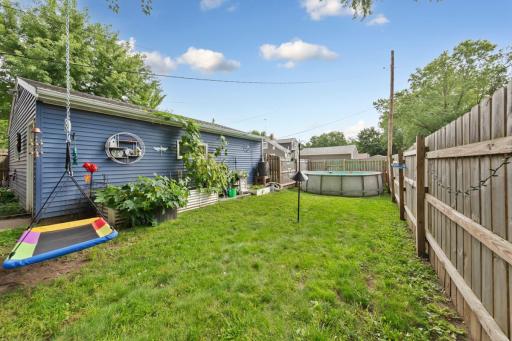 207 9th Avenue SW, Faribault, MN 55021