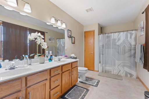 3322 Dorset Lane NW, Rochester, MN 55901