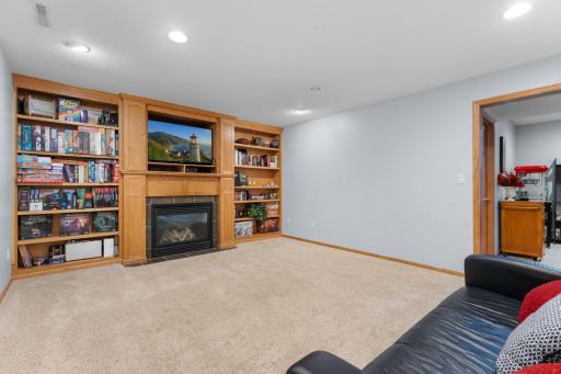 3322 Dorset Lane NW, Rochester, MN 55901