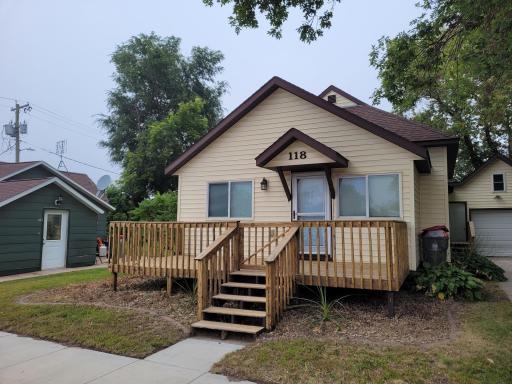 118 E Colfax Street, Parkers Prairie, MN 56361