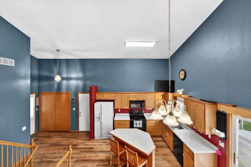 809 4th Street NE, Kasson, MN 55944
