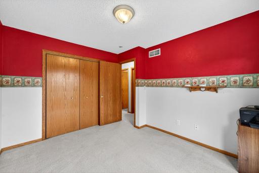 809 4th Street NE, Kasson, MN 55944