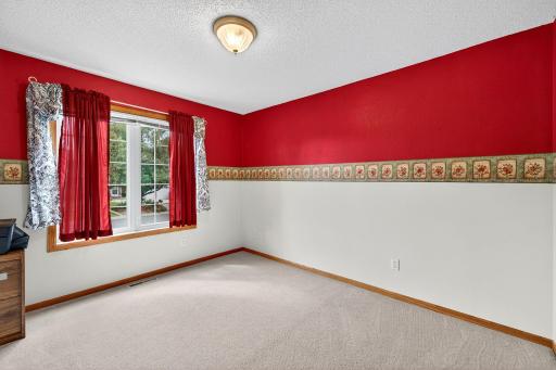 809 4th Street NE, Kasson, MN 55944