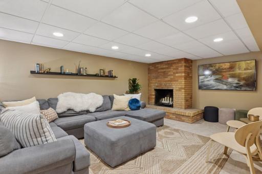 3827 Adair Avenue N, Minneapolis, MN 55422