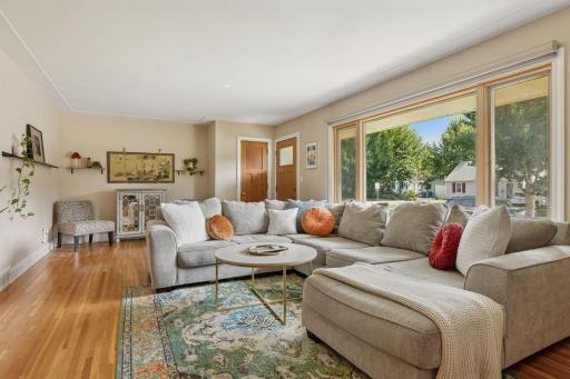 3827 Adair Avenue N, Minneapolis, MN 55422