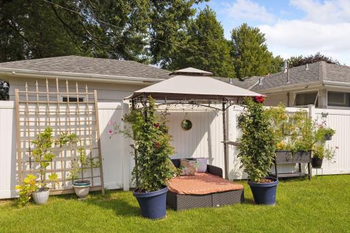 3827 Adair Avenue N, Minneapolis, MN 55422
