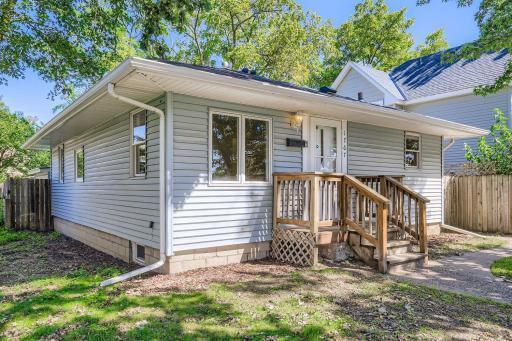 1767 Thomas Avenue, Saint Paul, MN 55104