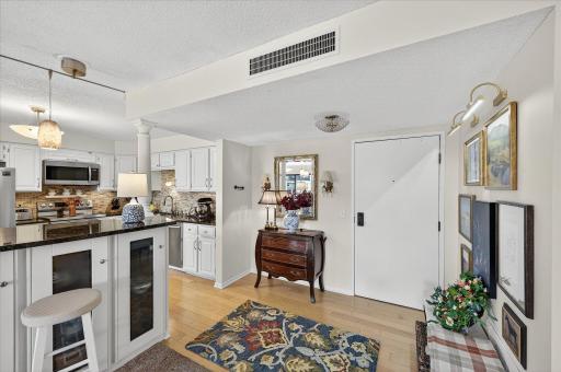7220 York Avenue S, 504, Minneapolis, MN 55435