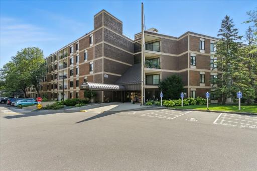 7220 York Avenue S, 504, Minneapolis, MN 55435