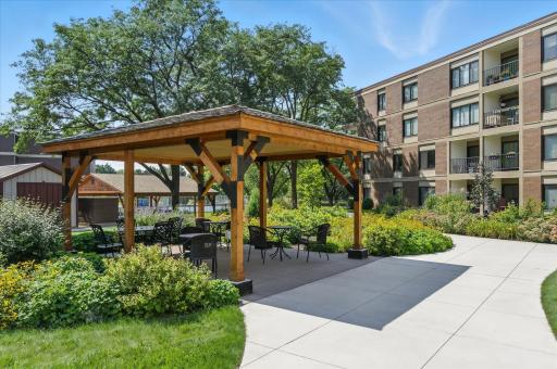 7220 York Avenue S, 504, Minneapolis, MN 55435