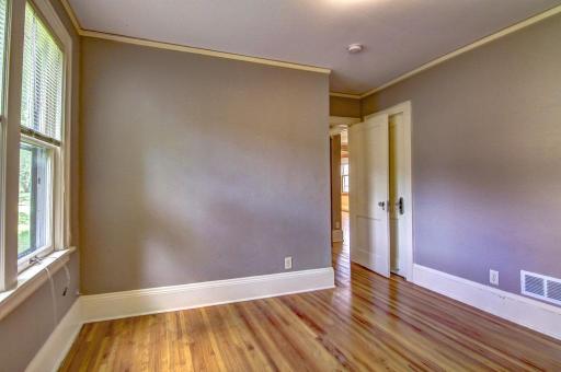 445 Lexington Parkway S, Saint Paul, MN 55105