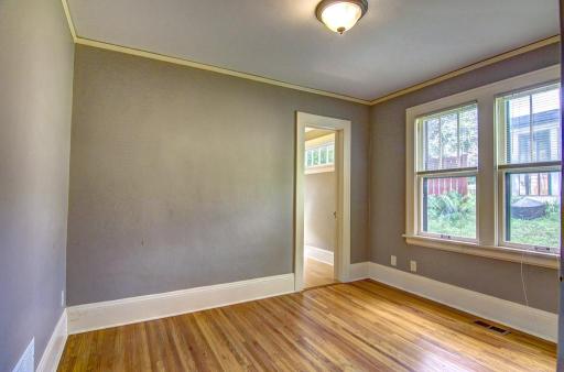 445 Lexington Parkway S, Saint Paul, MN 55105