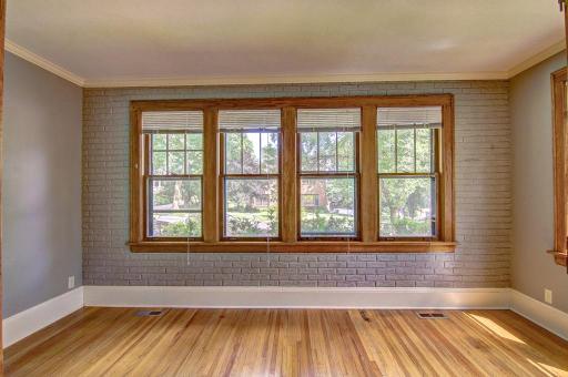 445 Lexington Parkway S, Saint Paul, MN 55105