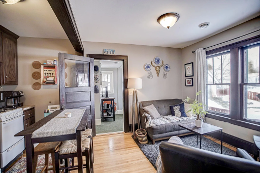 445 Lexington Parkway S, Saint Paul, MN 55105
