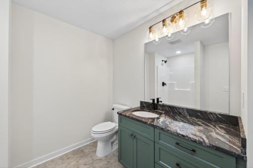 2007 6th Street N, Saint Paul, MN 55109