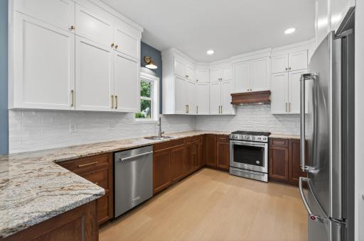2007 6th Street N, Saint Paul, MN 55109