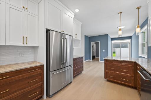 2007 6th Street N, Saint Paul, MN 55109
