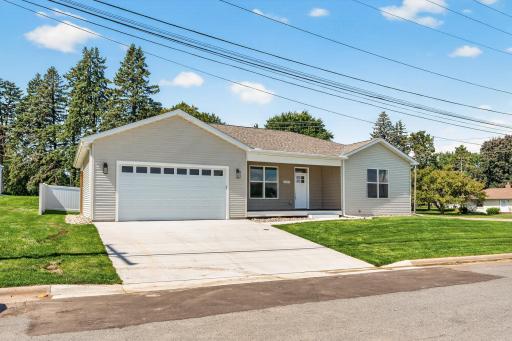 2007 6th Street N, Saint Paul, MN 55109