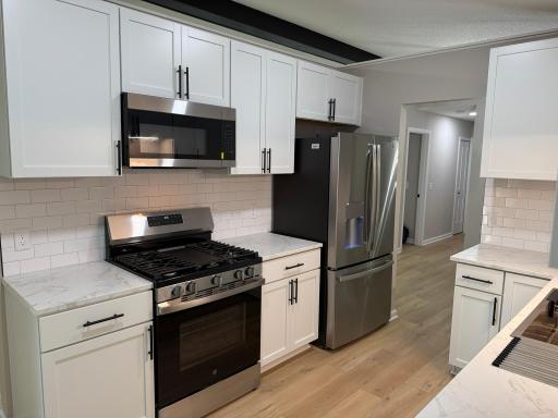 8401 Thomas Court N, Brooklyn Park, MN 55444